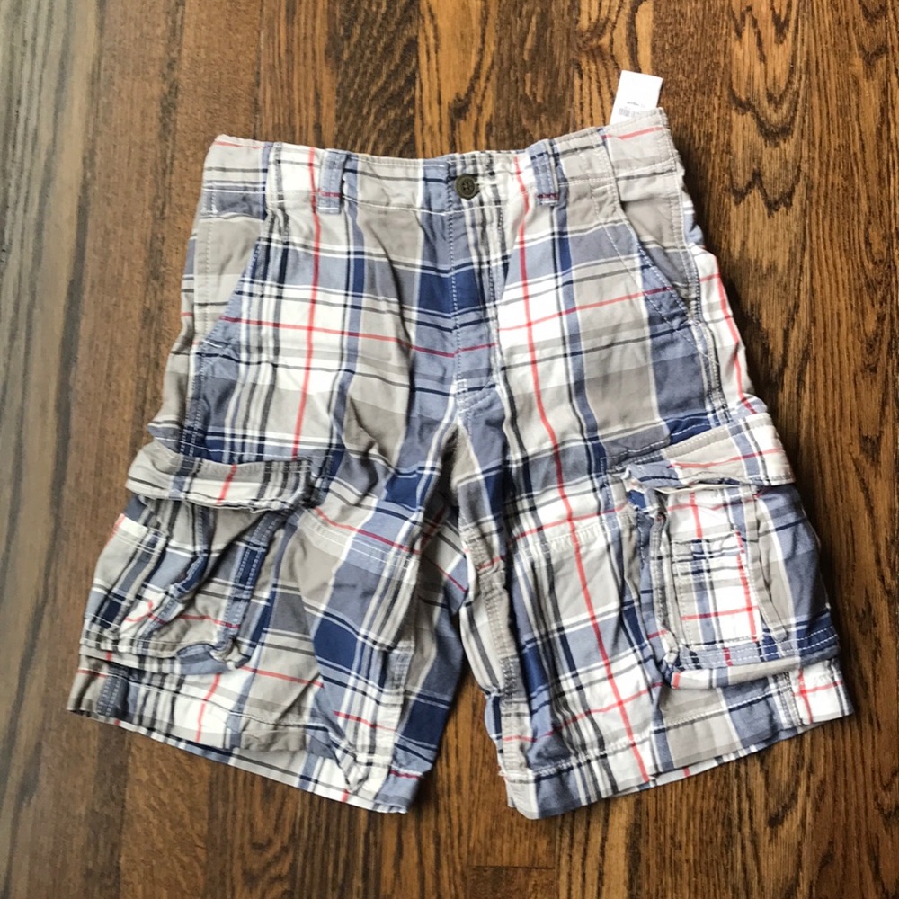 Gap Plaid cargo shorts